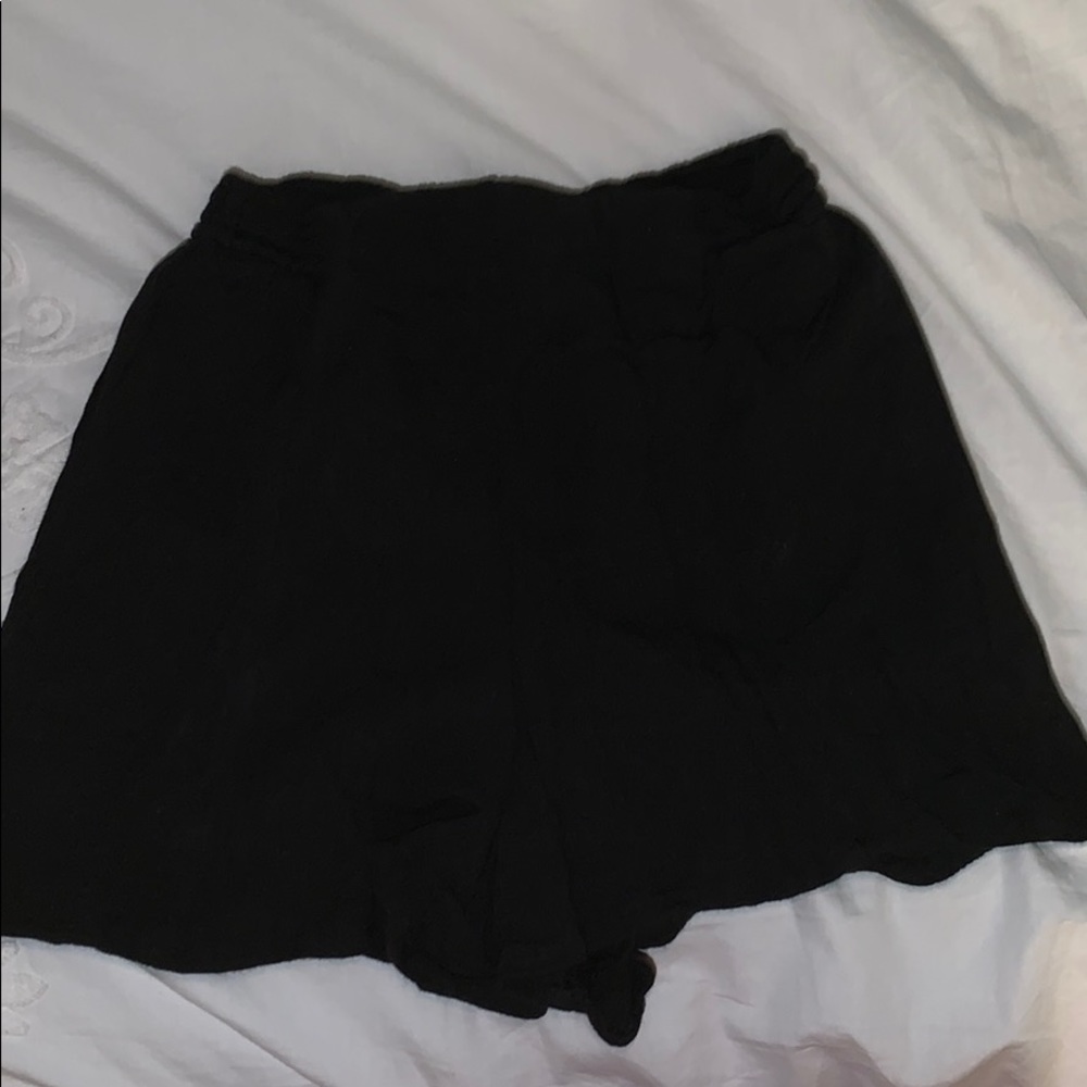 Black high waisted flow shorts